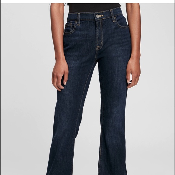 NEW Gap Low rise slim in the hip & thigh’s Boot cut leg opening stretchy - Picture 3 of 11